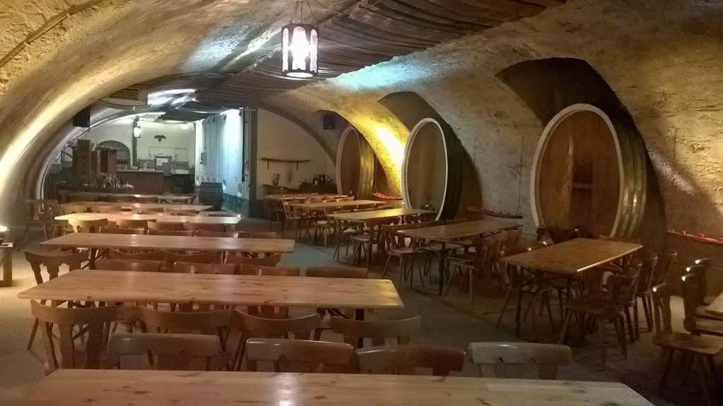 Hotel Restaurant Hambacher Winzer Neustadt an der Weinstraße Dış mekan fotoğraf