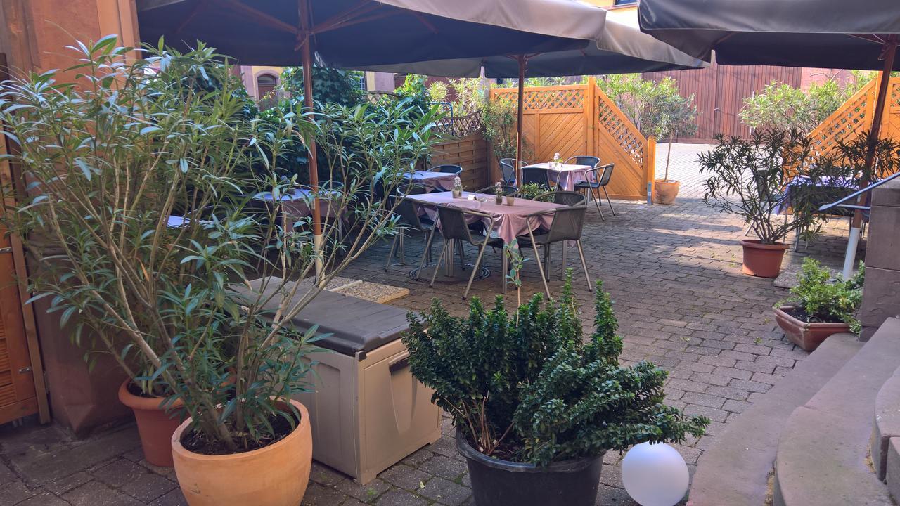 Hotel Restaurant Hambacher Winzer Neustadt an der Weinstraße Dış mekan fotoğraf