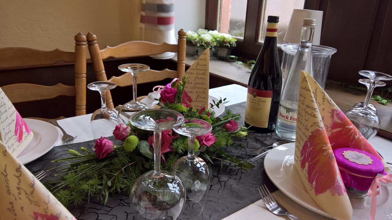 Hotel Restaurant Hambacher Winzer Neustadt an der Weinstraße Dış mekan fotoğraf